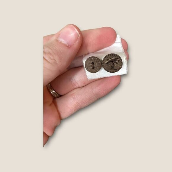 Jamaica Jaxx Hawaiian Casual Silk Button Down Size Medium - Picture 5 of 8